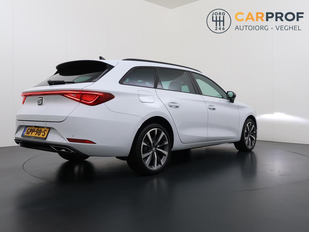 Seat LEON Sportstourer 1.5 TSI e-Hybrid FR PHEV First Edition SOH 100% | Camera | LMV | Navigatie |