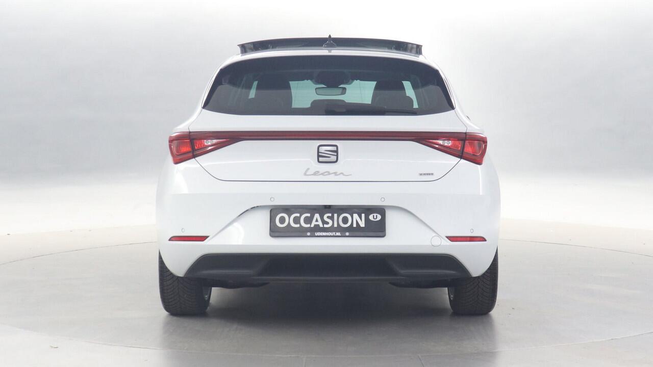 Seat LEON 1.4 TSI eHybrid 204pk PHEV Excellence / Panoramadak / Camera / Adaptive Cruise