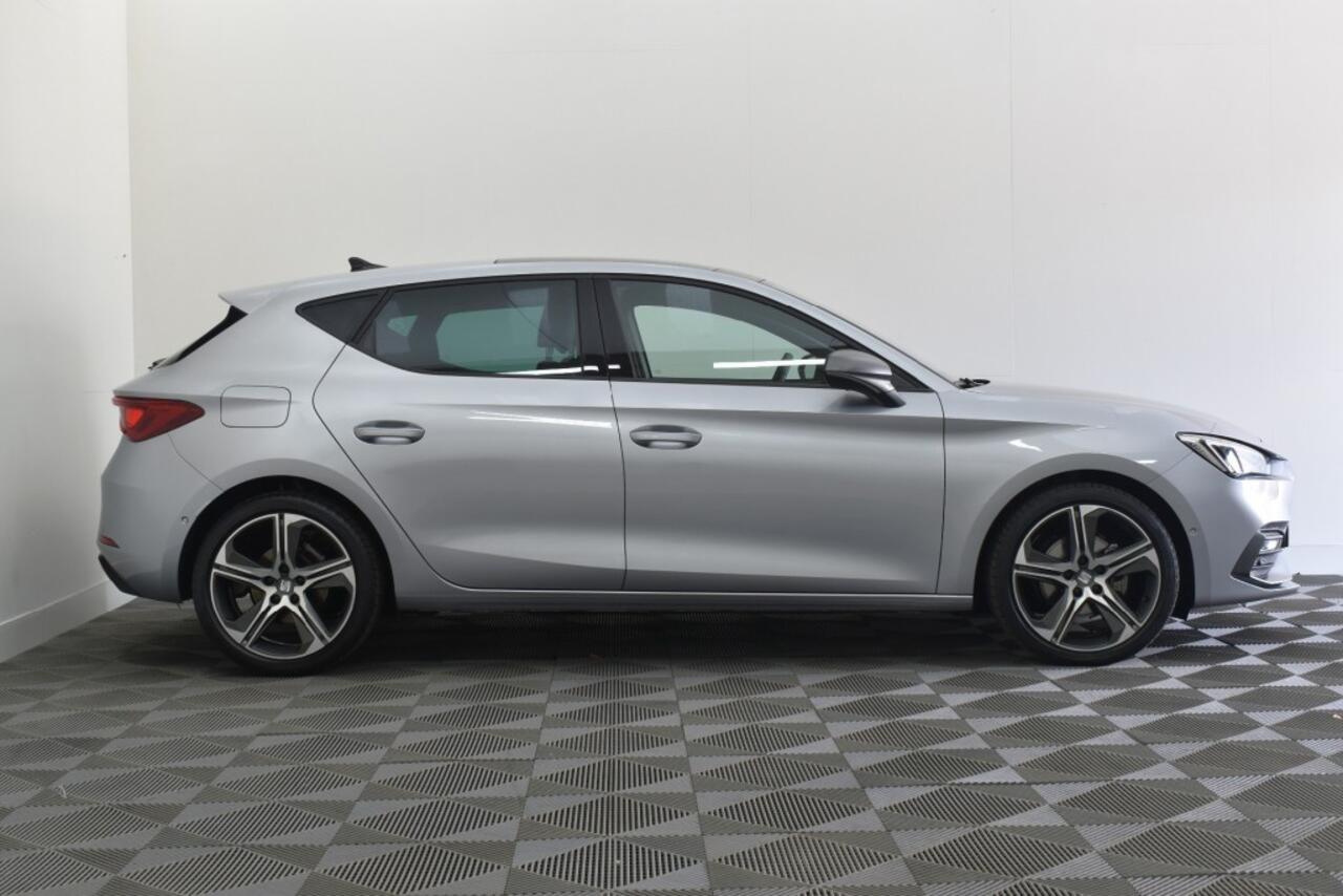 Seat LEON 1.0 eTSI 110PK FR Business Intense Automaat