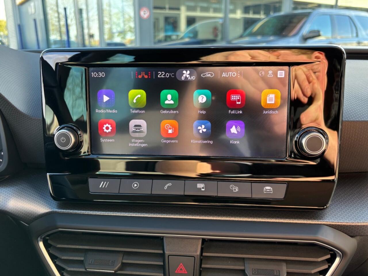Seat LEON 1.0 ETSI STYLE AUTOMAAT NAVI-CARPLAY WINTERPACK PDC-CAMERA.