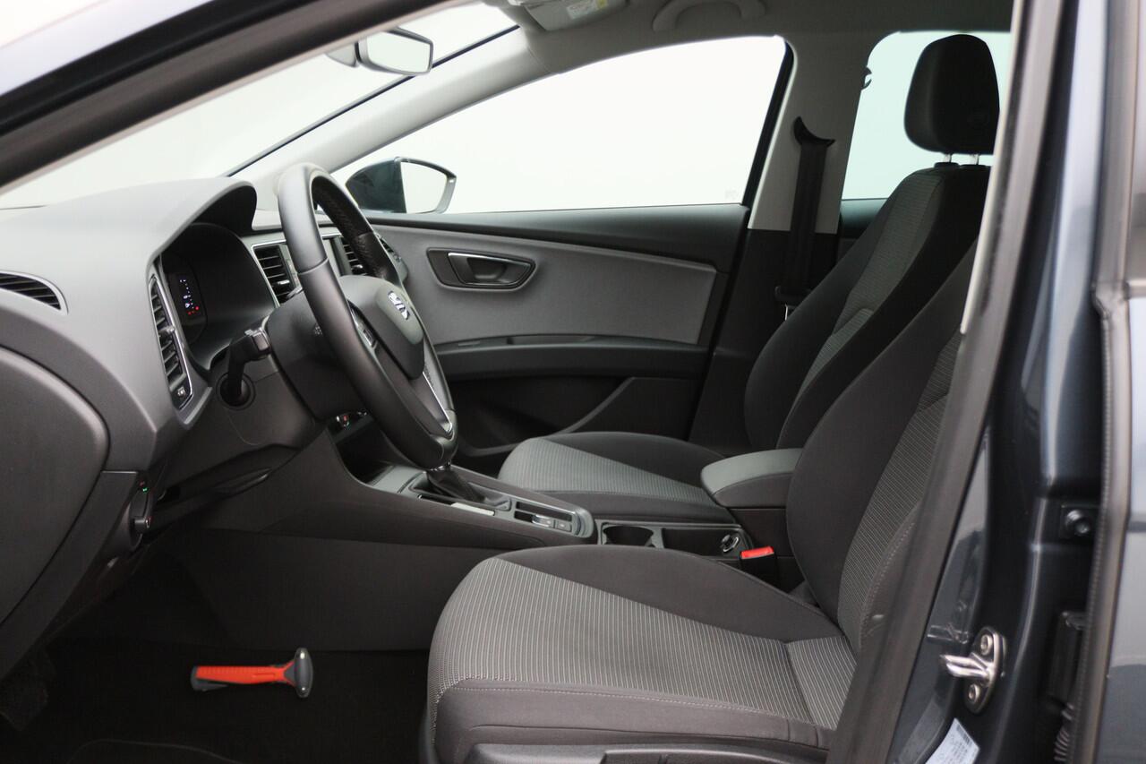 Seat LEON ST 1.0 EcoTSI Style Business Intense Automaat Virtual Cockpit, Apple Carplay, Keyless, Lane Assist, Trekhaak, PDC