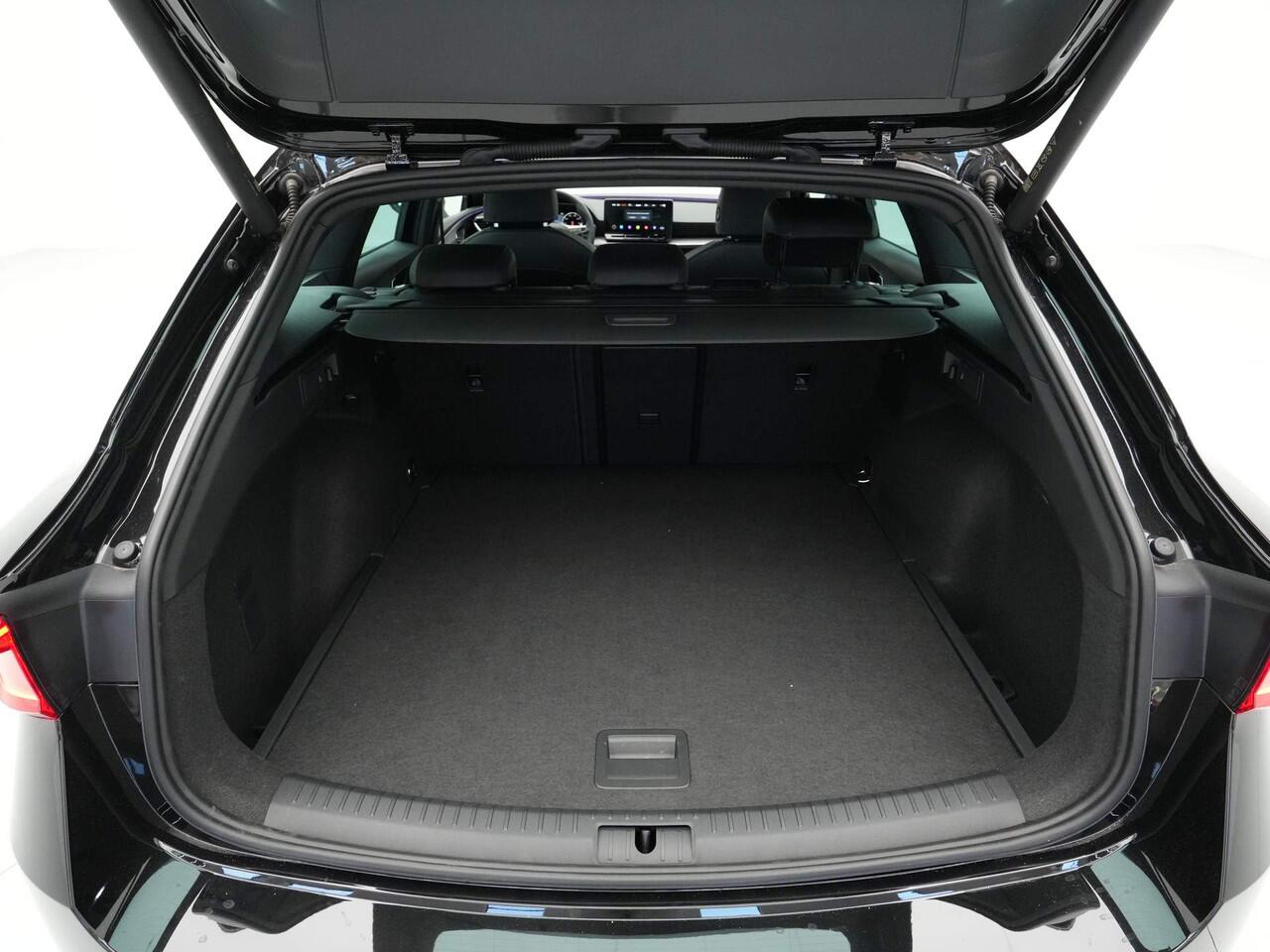 Seat LEON Sportstourer 1.5 eTSI FR Business Intense DSG Navi, Digitaal cockpit, sportvelgen, sportstoelen *EXTRA VOORDEEL*