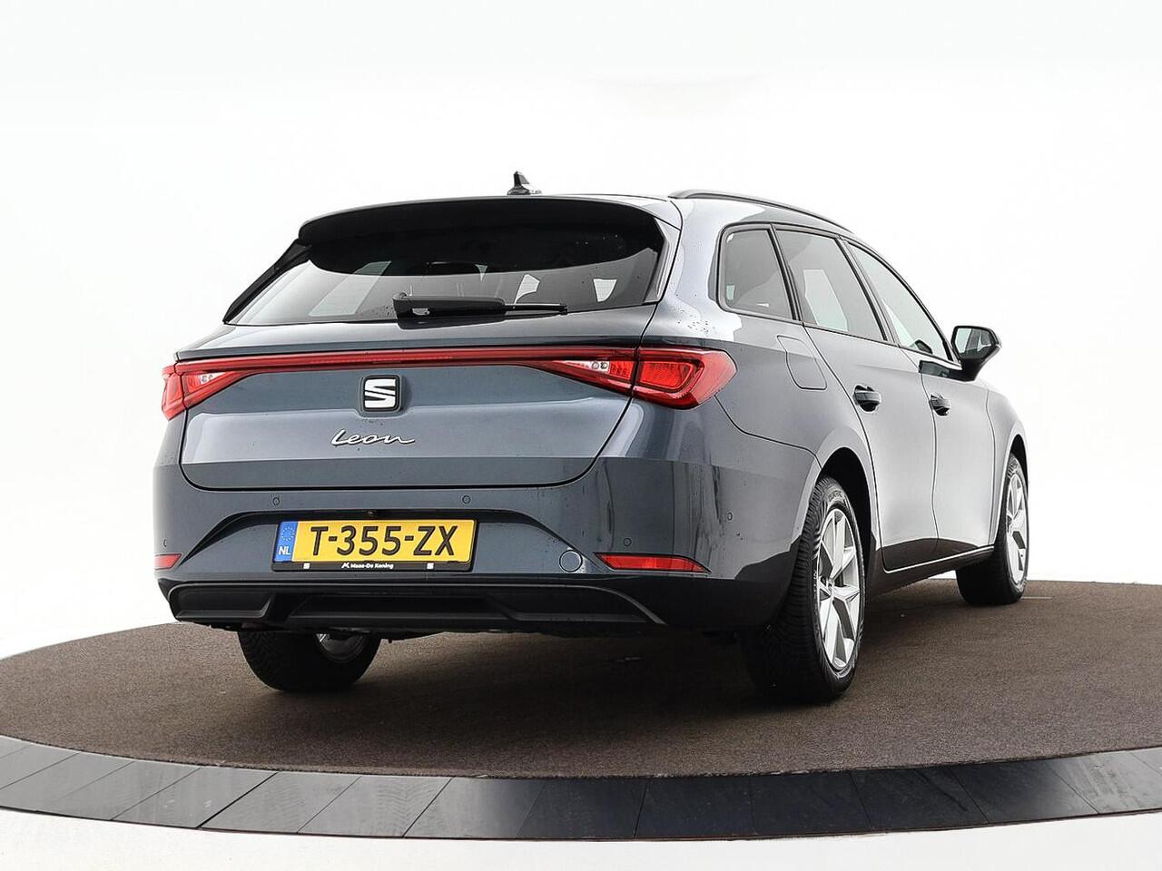 Seat LEON Sportstourer 1.0 TSI 110pk Style Business Intense · Apple/Android Car Play · Camera · Navigatie · P-Sensoren · Park Assist · 16'' Inch · Garantie t/m 10-10-2027 of 100.000km