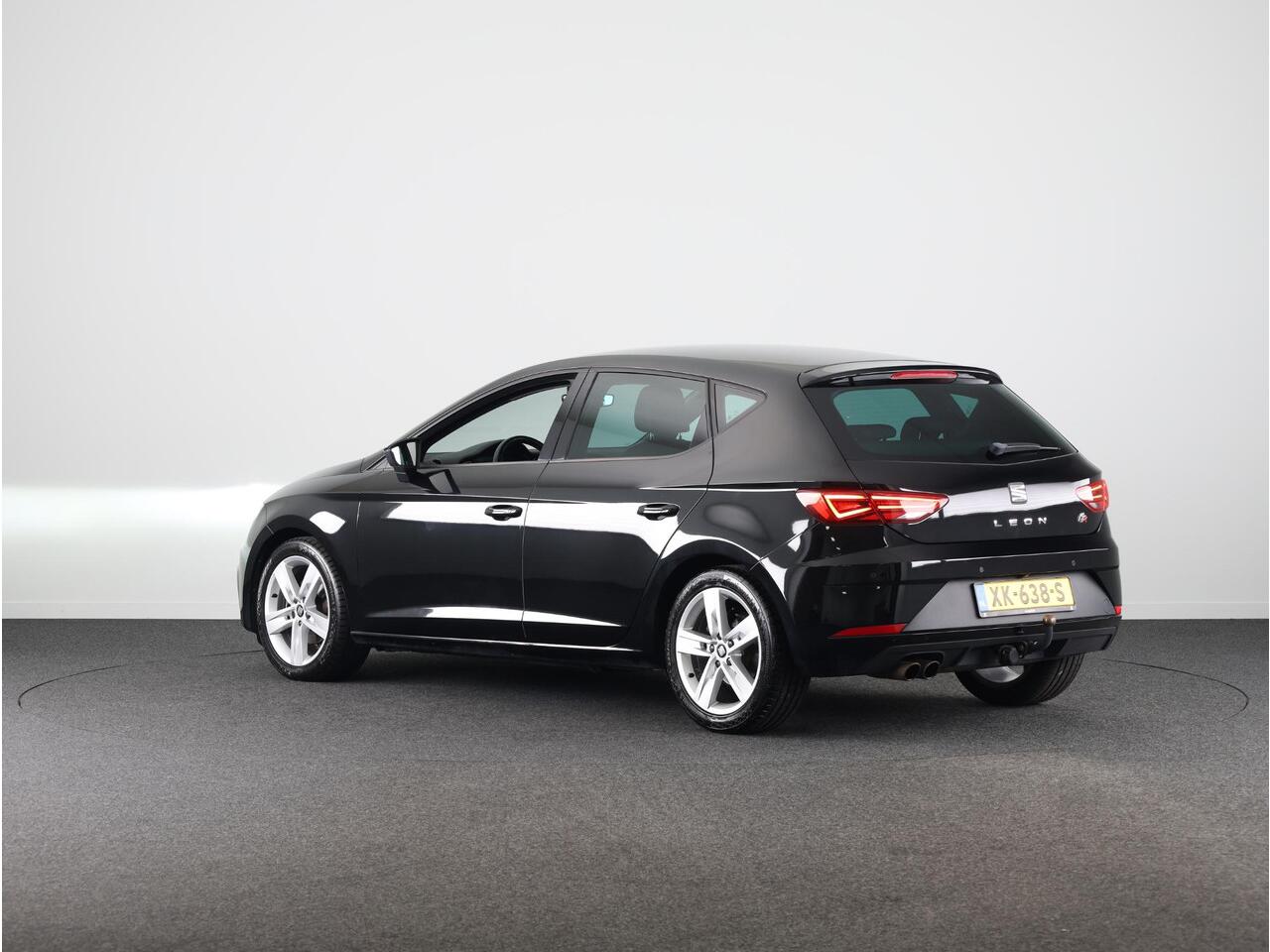 Seat LEON 1.4 EcoTSI FR Business Intense 110pk | Navigatie | Led koplampen | Apple Carplay /-Andriod auto | Climatronic