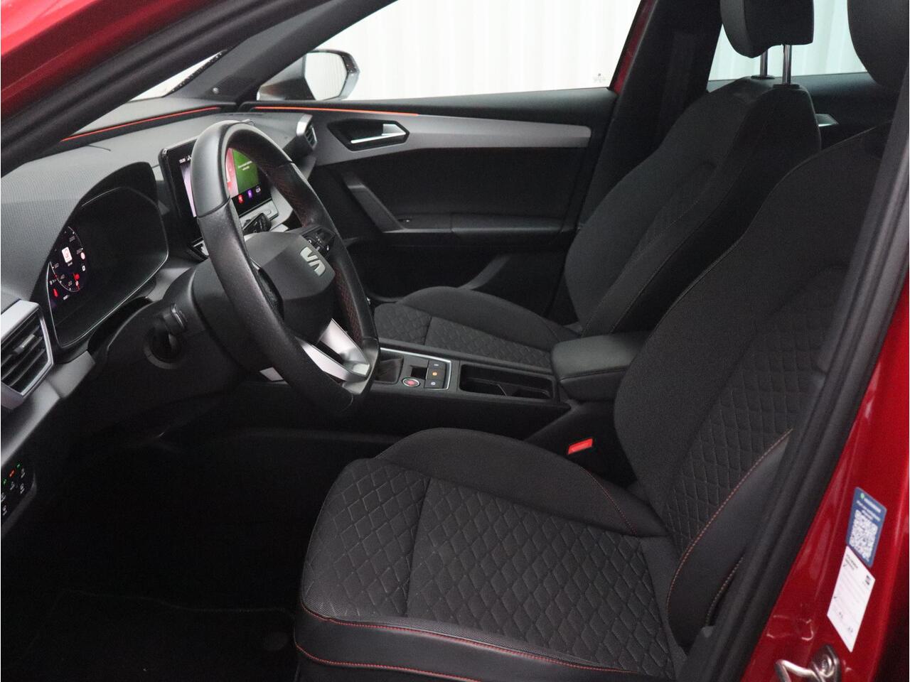 Seat LEON FR Launch Edition 1.5 TSI 150pk H6 | NAVI | CAMERA | TREKHAAK | BEATS AUDIO |