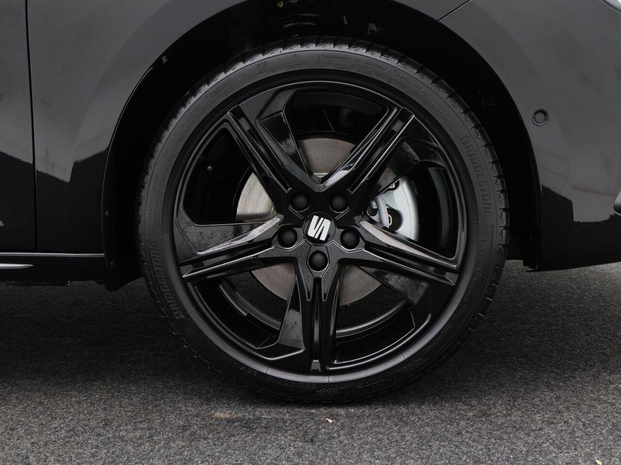 Seat LEON Sportstourer FR Business 1.5 TSI eHybrid PHEV 204pk | Trekhaak | Adaptive cruise control | Navigatie | Black pack