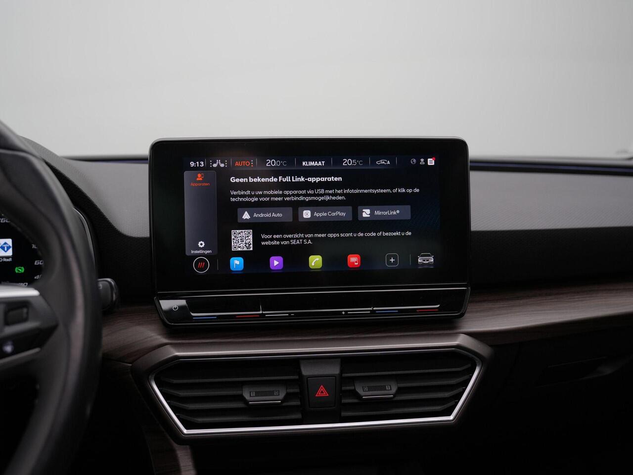 Seat LEON Sportstourer 1.5 eTSI 150 pk DSG Xcellence | Panoramadak | Beats | Stuur-/stoelverwarming | Achteruitrijcamera | Navigatie