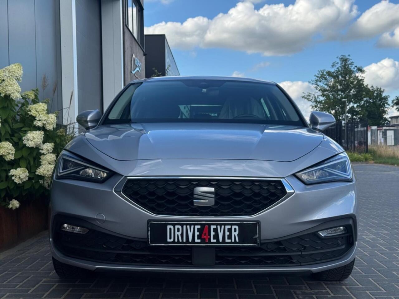 Seat LEON 1.0 eTSI Style NAVI VIRTUAL CLIMATE PDC ELEK PAKKET CAMERA