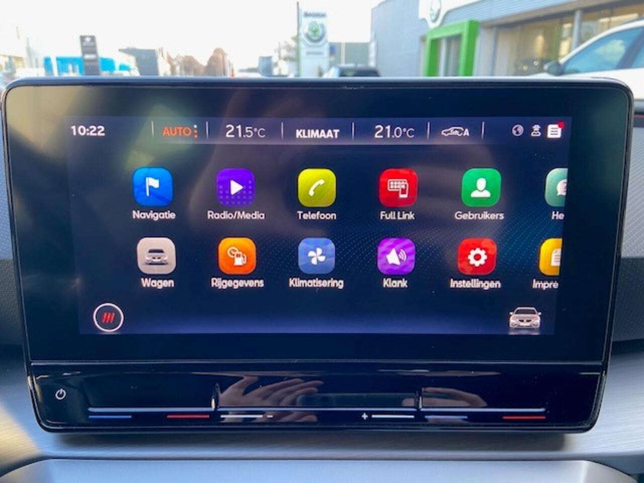 Seat LEON Sportstourer 1.0 eTSI FR Business Intense / Navi/ Camera/ CarPlay/ Virtual Cockpit