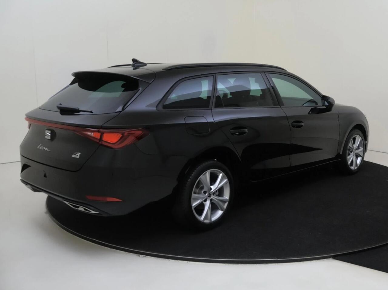Seat LEON Sportstourer 1.5 TSI e-Hybrid FR Business