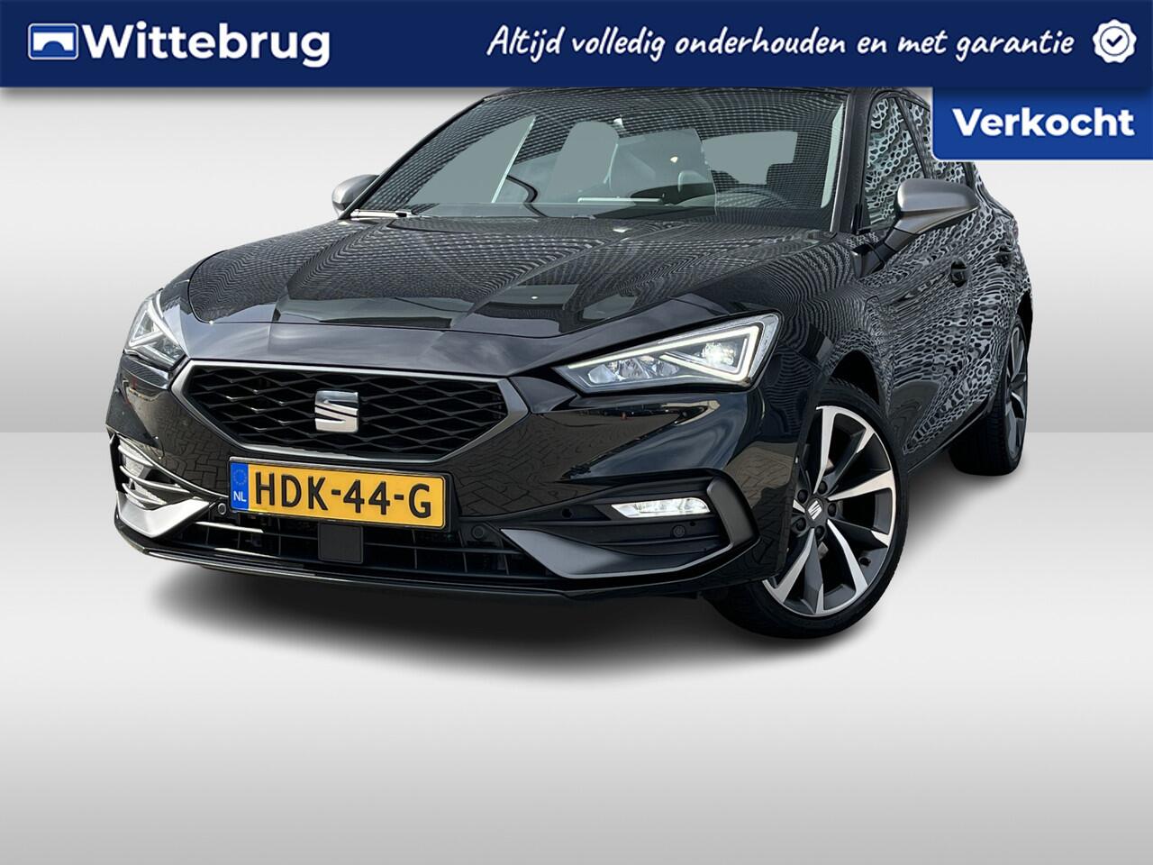 Seat LEON 1.4 TSI eHybrid PHEV FR Business Intense / Panoramadak / 18" LMV / Navigatie / App connect / Camera / Parkeersensoren V+A / Dodehoek / **