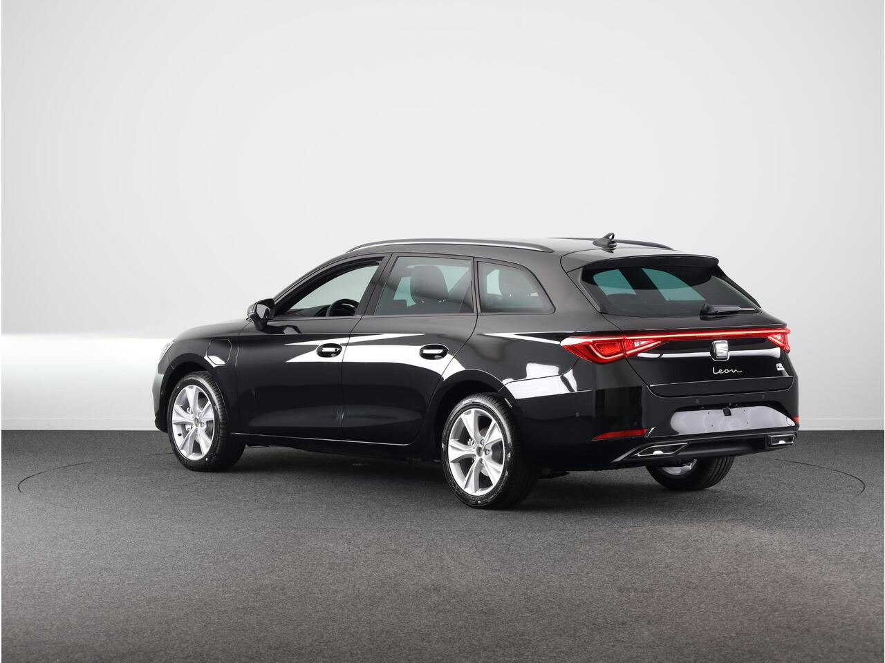 Seat LEON Sportstourer FR Business PHEV 1.5 TSI 204 pk 6 versn. DSG| Safe & Driving pack | Trekhaak wegklapbaar