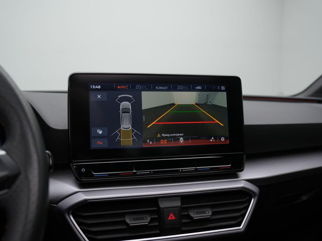 Seat LEON Sportstourer 1.0 eTSI FR Business Intense | Panoramadak | Achteruitrijcamera | Navigatie | Adaptive Cruise