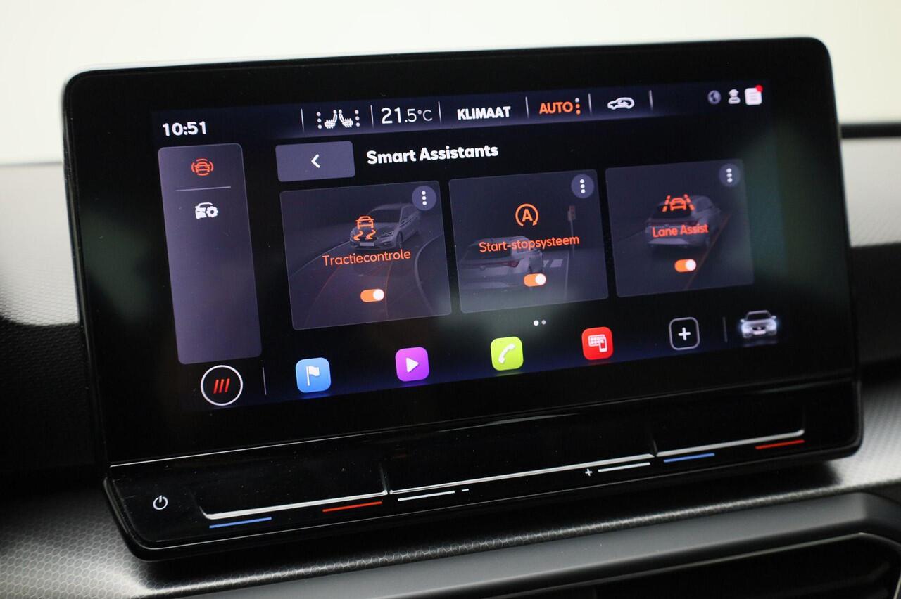 Seat LEON Sportstourer 1.0eTSI/110PK Style DSG · Navigatie · Trekhaak · Stuur- & stoelverwarming