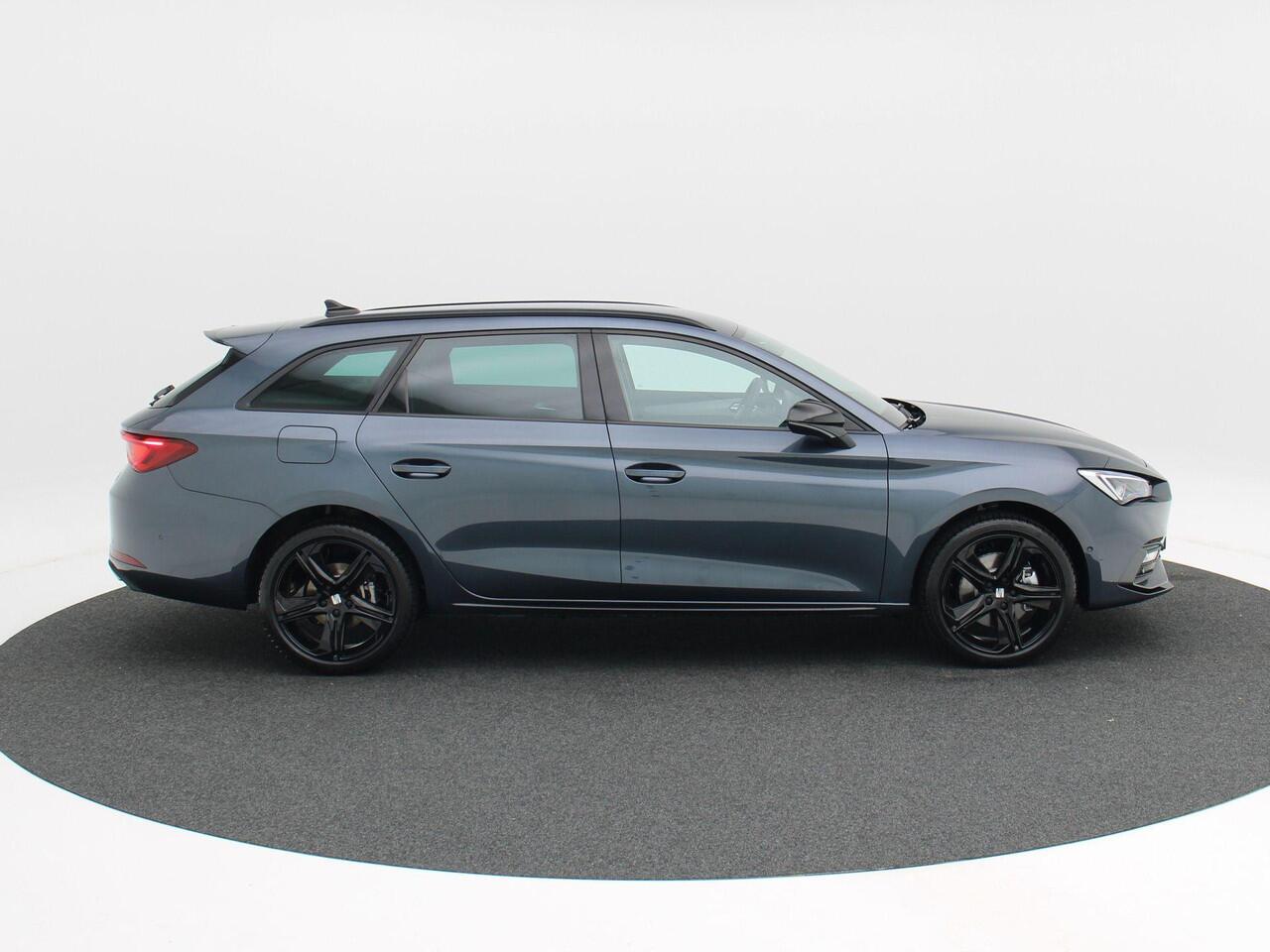Seat LEON Sportstourer FR Business 1.5 TSI eHybrid PHEV 204pk | Trekhaak | Adaptive cruise control | Matrix LED | Achteruitrijcamera