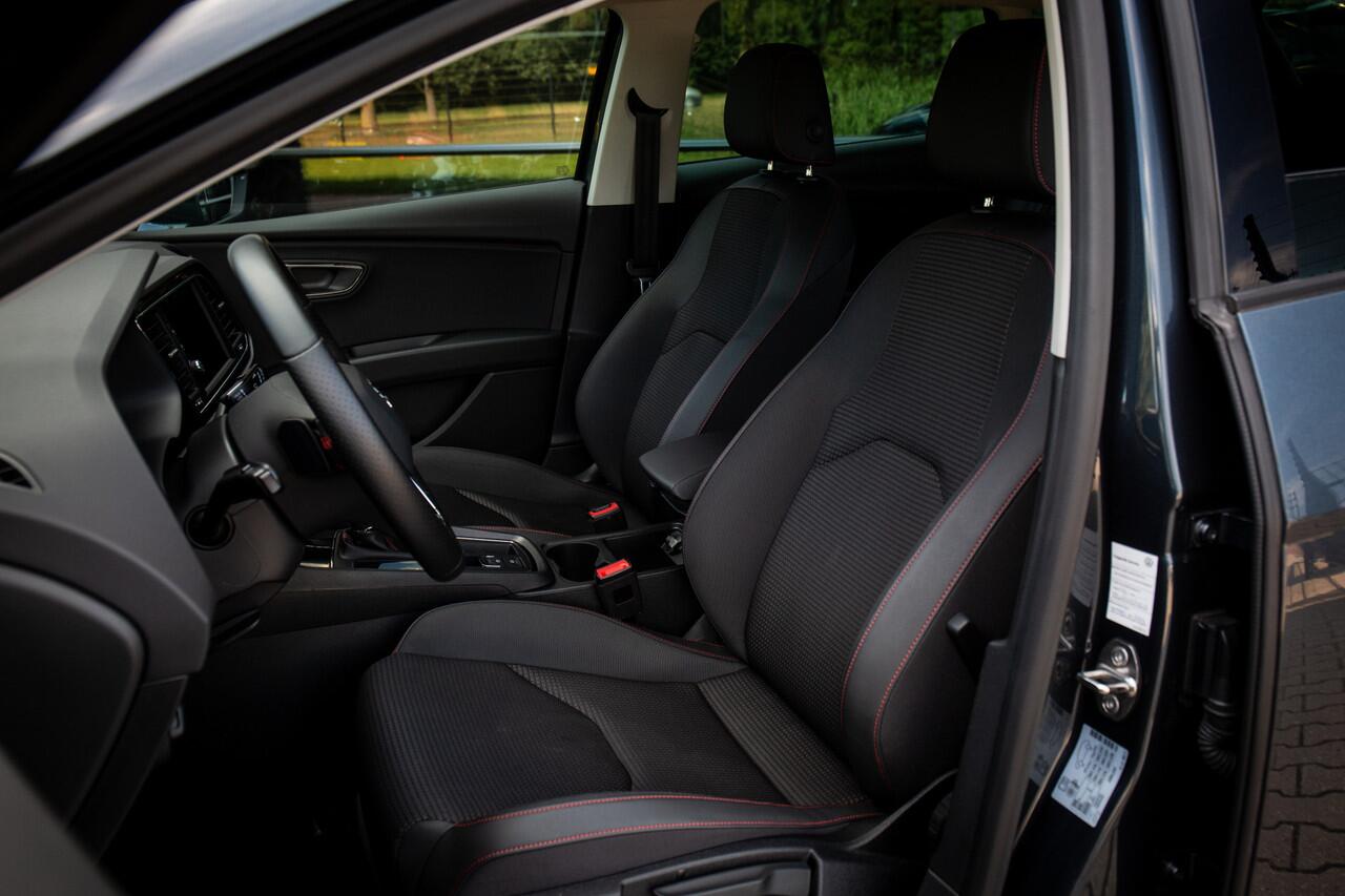 Seat LEON 1.5 TSI FR Business Intense , Automaat, Cruise control, Sportstuur, Rode sticksels