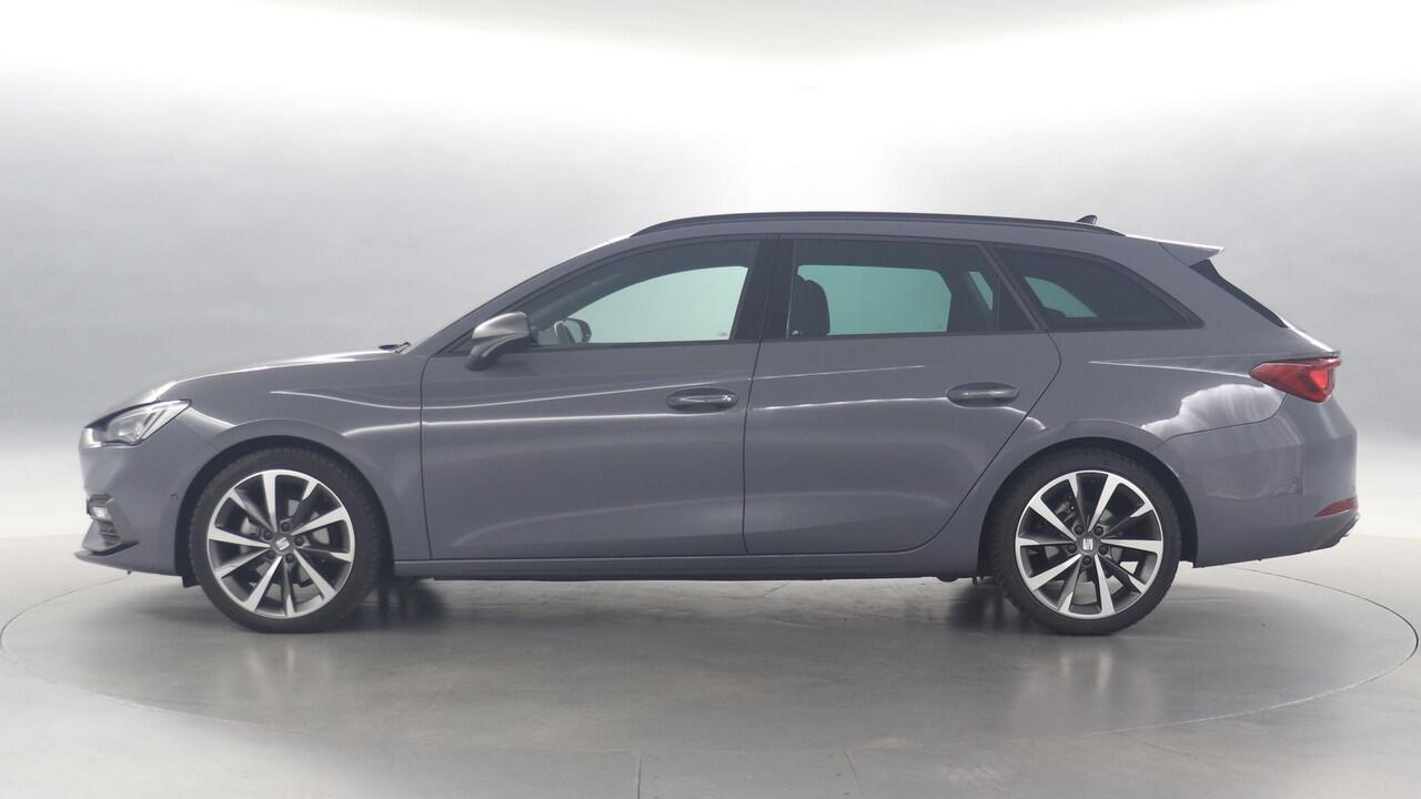 Seat LEON Sportstourer 1.5 TSI 150pk FR Business Intense / Navigatie / Camera / Stoelverwarming