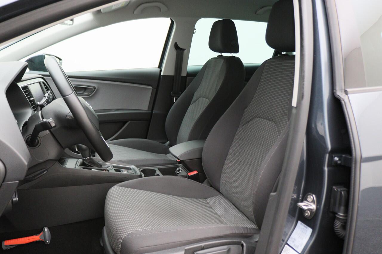 Seat LEON ST 1.0 EcoTSI Style Business Intense Automaat Virtual Cockpit, Apple Carplay, Keyless, Lane Assist, Trekhaak, PDC