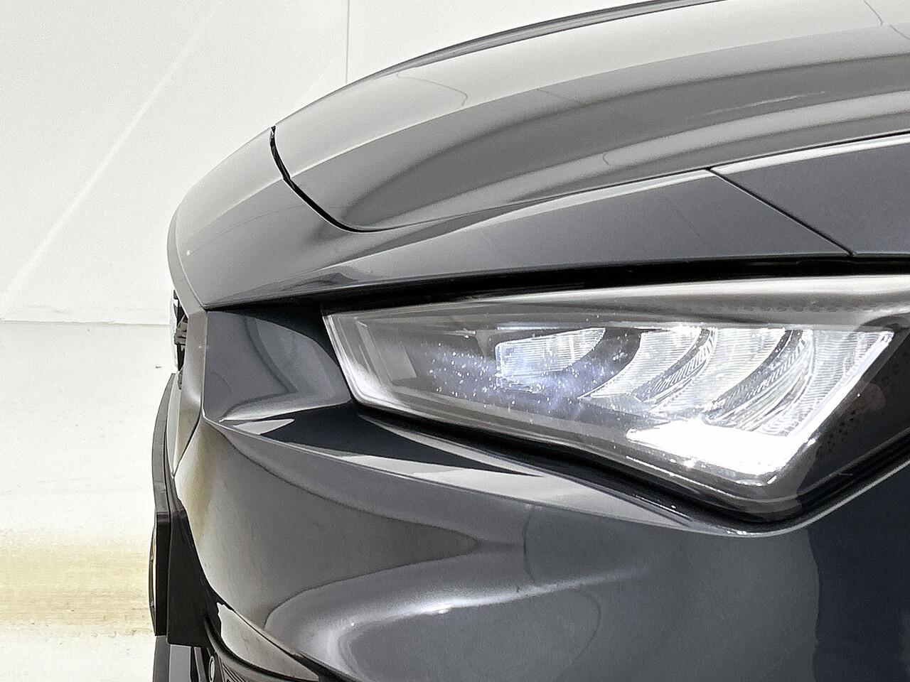 Seat LEON Sportstourer 1.5 TSI 204pk e-Hybrid FR Business DSG / Camera / Cruise control / Navigatie