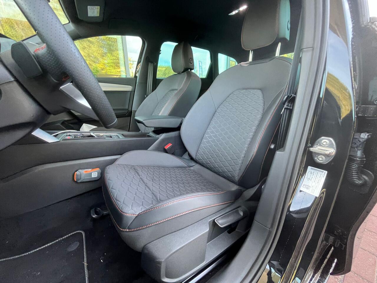 Seat LEON Sportstourer 1.5 TSI DSG e-Hybrid FR Business / 18'' LMV / Navigatie / Carplay / Achteruitrij camera / Adaptieve cruise control / 132 KM WLTP