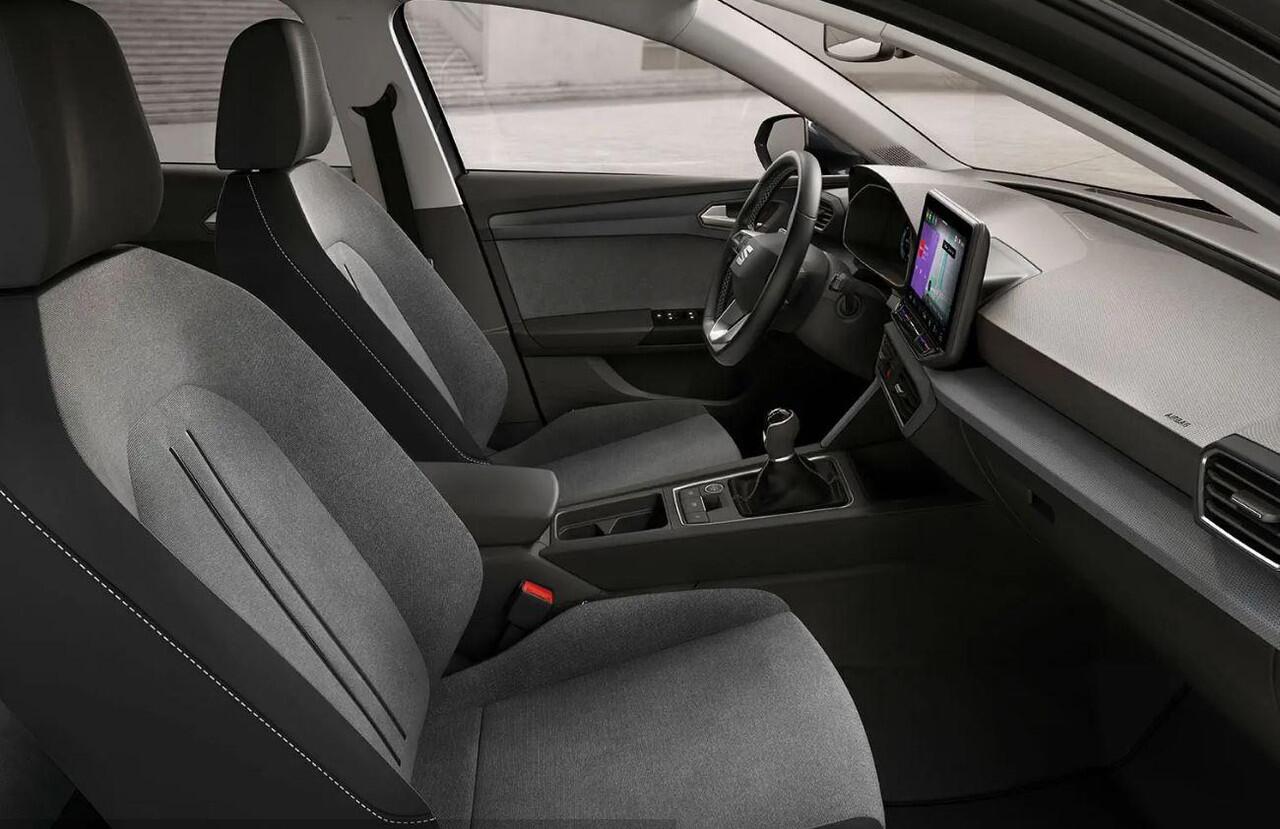 Seat LEON Sportstourer 1.5 TSI e-Hybrid Style Business Intense