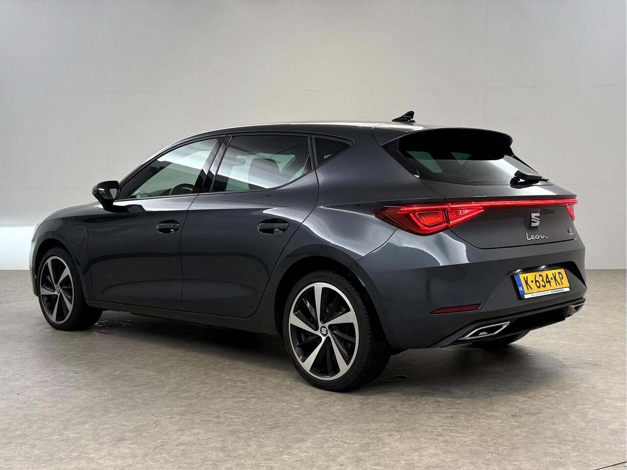 Seat LEON 1.4 TSI eHybrid PHEV FR | SOH 94% | Virtual | Sfeer | Adap. Cruise | Carplay | Parkeersens. | NAP
