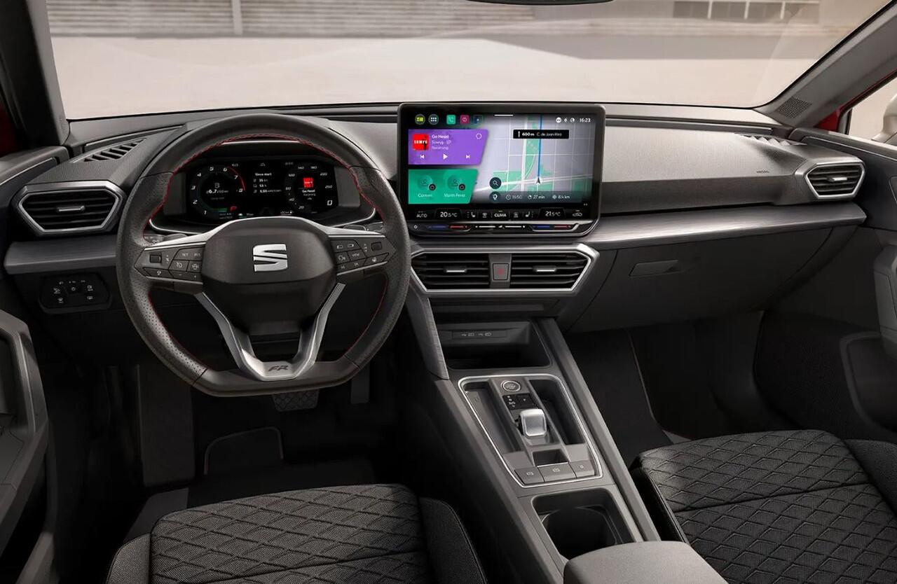 Seat LEON 1.5 TSI e-Hybrid FR Business Wegklapbare trekhaak / Technology Pack / Safe & Driving Pack