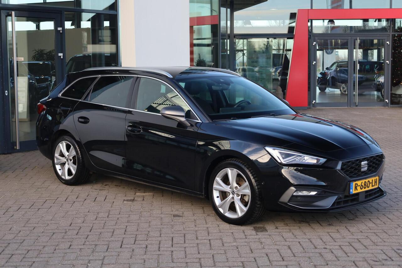 Seat LEON Sportstourer 1.5 TSI FR Business Intense dealer onderhoud camera navigatie Full LED ACC adaptieve cruise control sfeerverlichting digital cockpit stoelverwarming parkeersensoren voor en achter stuurwiel verwarming lederen multifunctioneel stuurwiel 17" LM