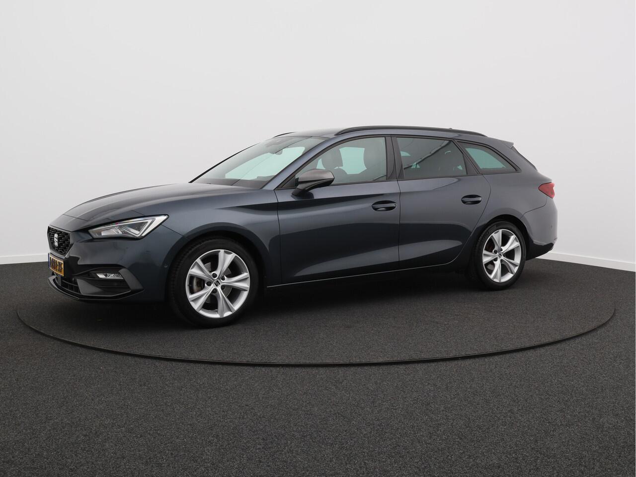Seat LEON Sportstourer 1.5 eTSI FR Business Intense/ camera/ trekhaak/ zeer mooi!