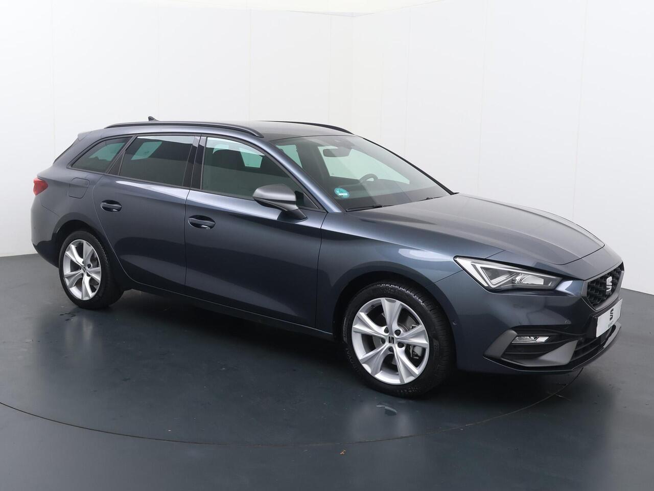 Seat LEON Sportstourer 1.4 TSI eHybrid PHEV FR Business Intense | 204 PK | SoH 99% | Trekhaak | Multifunctioneel stuurwiel |