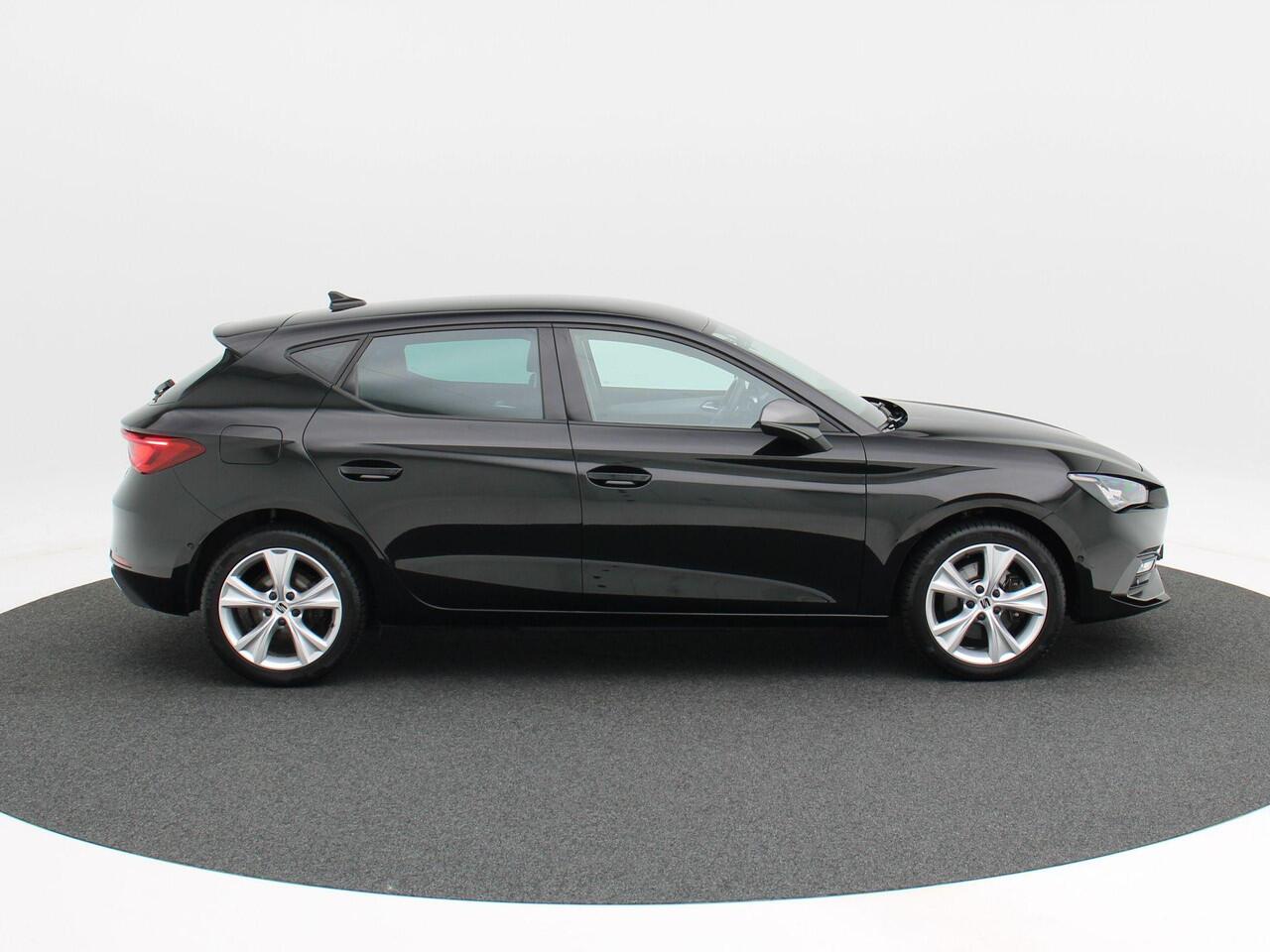 Seat LEON 1.4 TSi 204 Pk Phev eHybrid FR Business Intense | LED | Sensoren | Carplay | Navigatiesysteem | Stoel Verwarming | Climate Control | Privacy Glass | 17 Inch | 63.623 Km!!