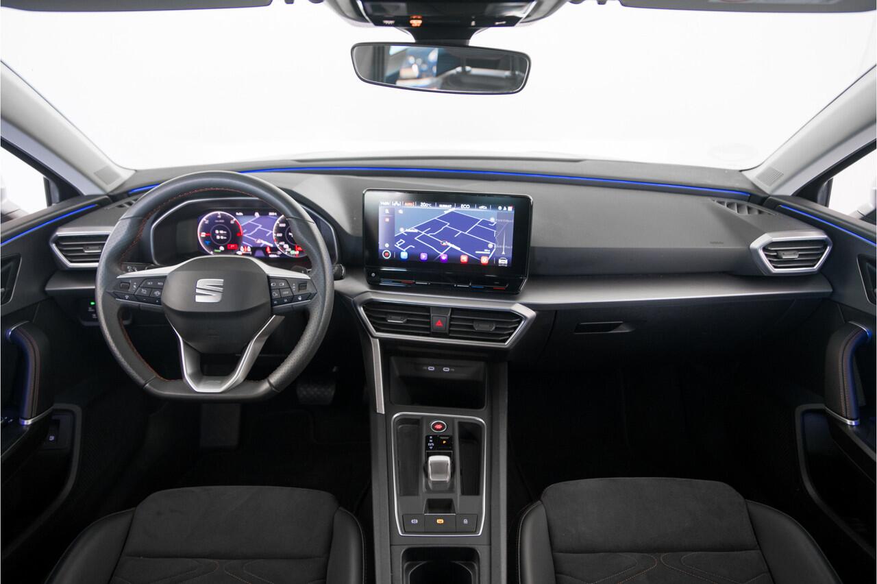Seat LEON 1.4 TSI eHybrid PHEV FR Business Intense ACC Sfeerverlichting Leder/Alcantara