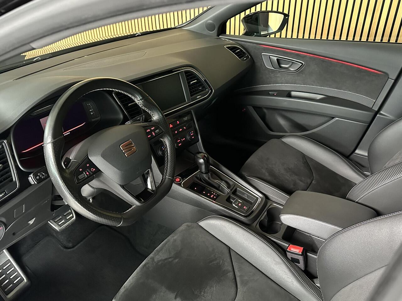 Seat LEON ST Cupra 2.0 TSI CUPRA Schuif kantel dak | Beats audio | Camera