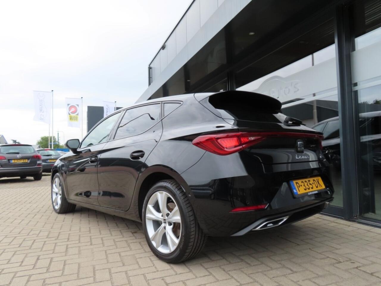 Seat LEON 1.4 TSI eHybrid PEHV FR Business Intense Pano 2021