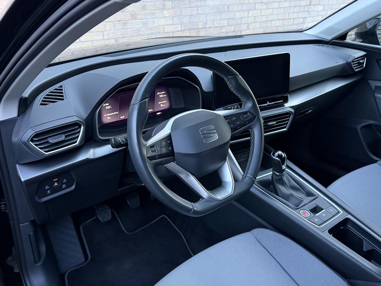 Seat LEON Sportstourer 1.0 TSI Style Business Intense | LM | Camera | PDC |