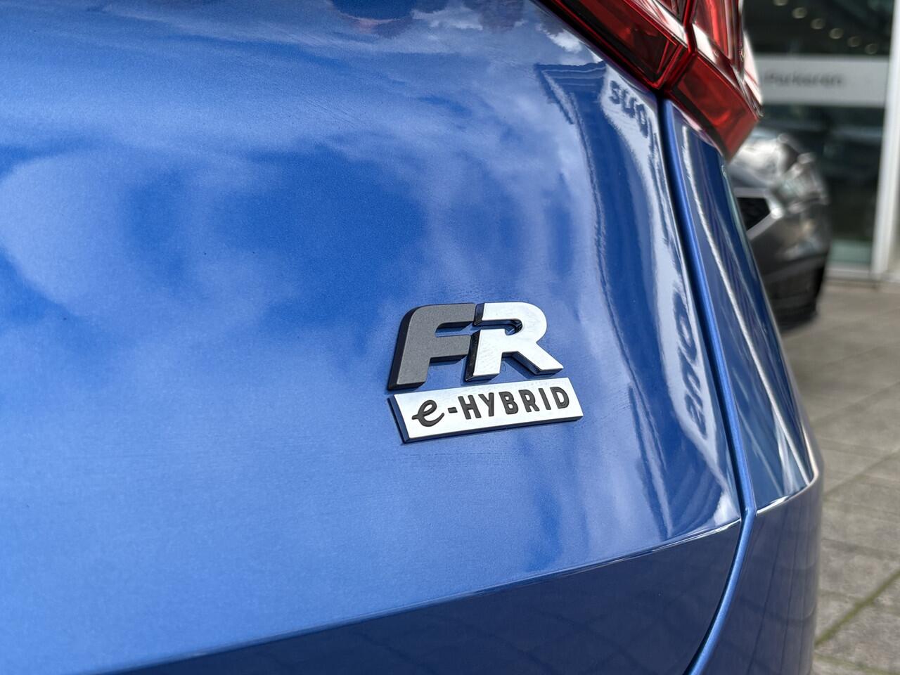 Seat LEON Sportstourer 1.5 TSI e-Hybrid FR Business