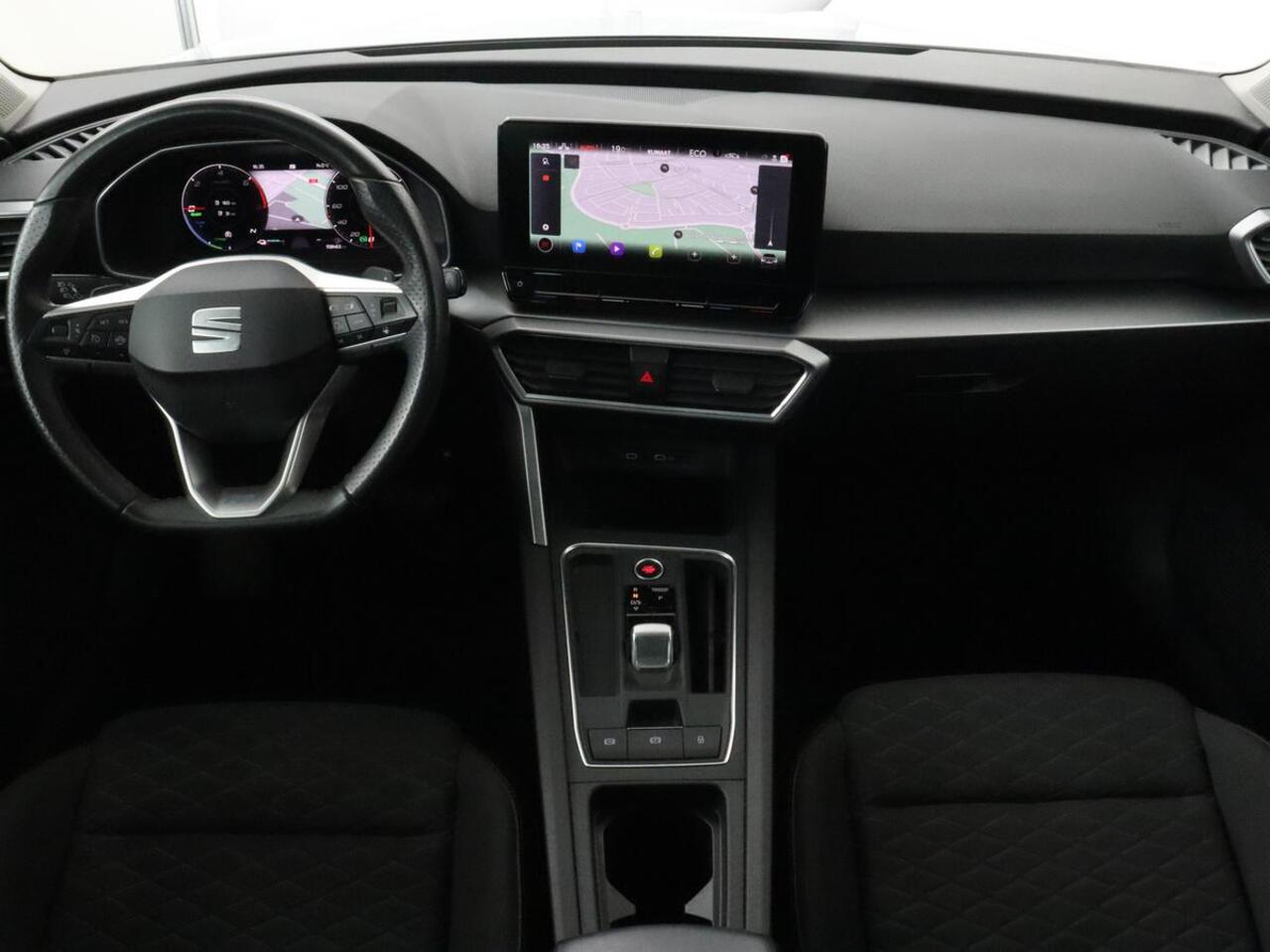 Seat LEON 1.4 TSI e-Hybrid FR | Trekhaak | Stoelverwarming | Camera | Adaptive cruise | Carplay | Navigatie | Full LED | Park Assist | Climate control | Bluetooth | PHEV | Plug In