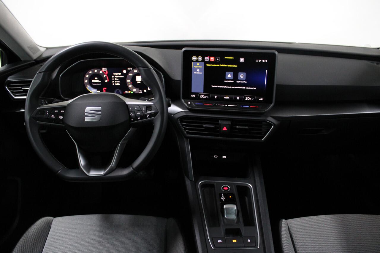 Seat LEON 1.5 eTSI Style Business Intense DSG / Automaat / 5 jaar garantie / Apple carplay / Android auto /