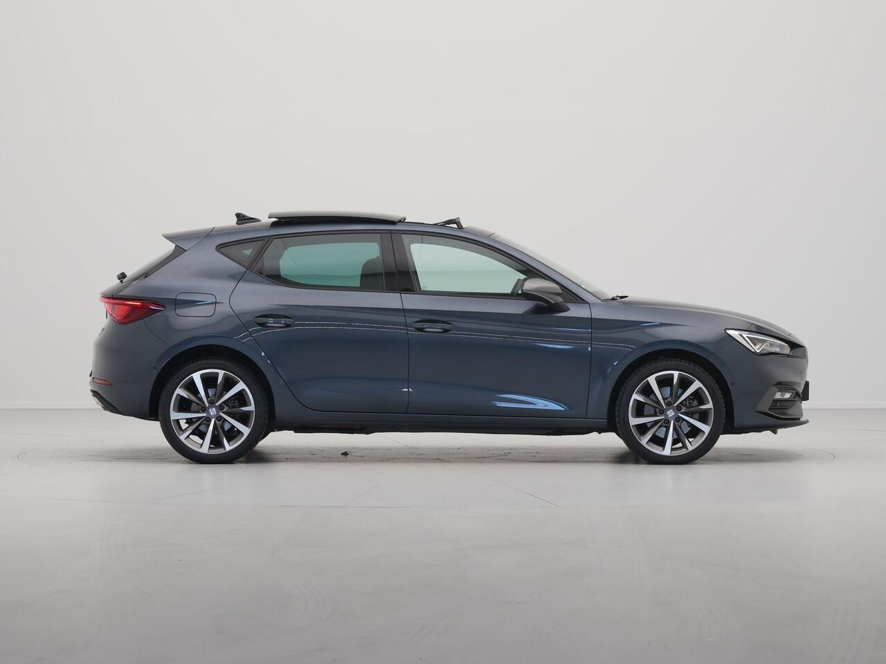 Seat LEON 1.4 TSI eHybrid PHEV 204pk FR Business Intense Panorama Navigatie Stoel/stuurverwarming Keyless Acc 341