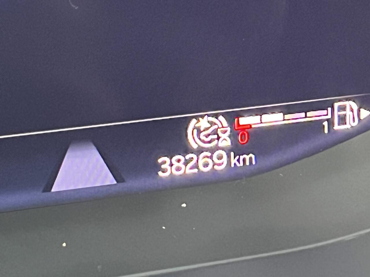 Seat LEON Sportstourer 1.4 TSI eHybrid PHEV FR Business Intense / AUTOMAAT/ PANO/ DIGITAL DASH/ RIJ-MODI/ LED/ 17" LMV/ PARK. SENSOREN/ STOEL-STUUR VERWARM./ ADAPT. CRUISE/ CLIMA