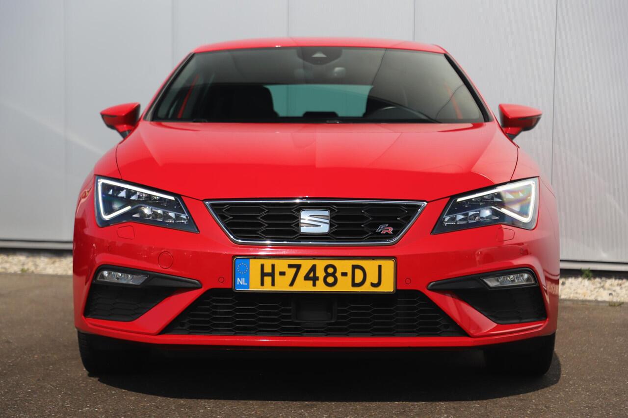 Seat LEON 1.0 TSI FR Ultimate Edition Virtual Cockpit Keyless Full LED Navigatie Carplay Android Achteruitrijcamera Beats Audio Adaptive Cruise Lane Assist