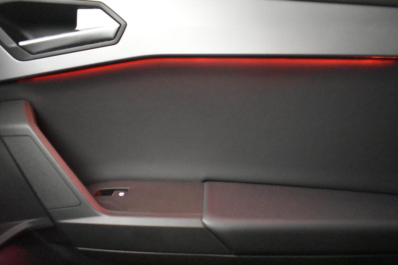 Seat LEON 1.4 TSI eHybrid PHEV FR Business Intense All Season Banden Navi Adep Cruis