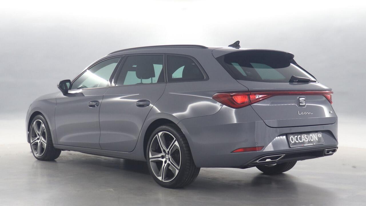 Seat LEON Sportstourer 1.0 TSI 110pk FR Business / Navigatie via App Connect / Parkeersensoren
