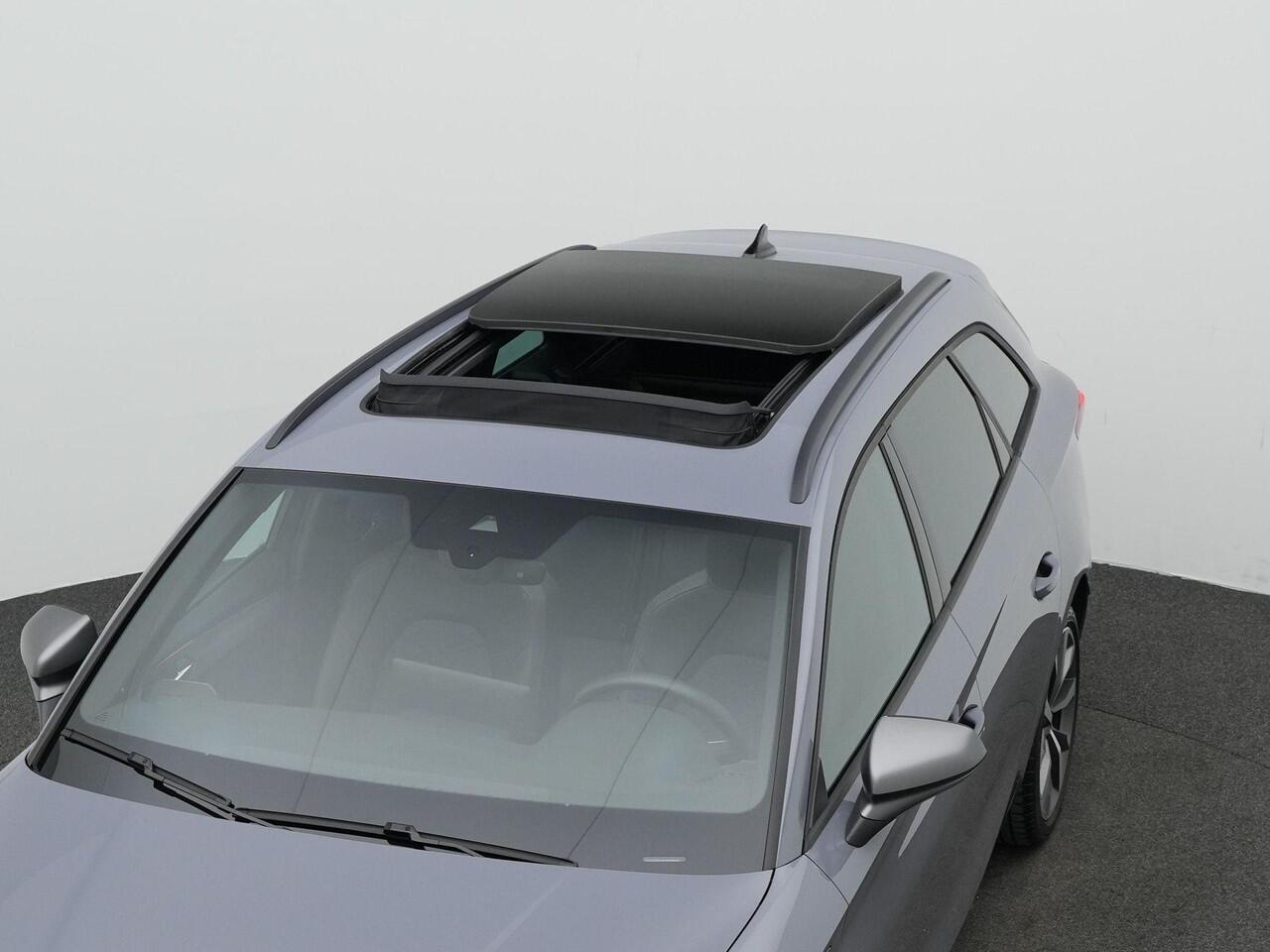 Seat LEON Sportstourer 1.5 TSI e-Hybrid 204 pk DSG FR Business | Panoramadak | Beats | Leder/alcantara | Geheugenstoel | Adaptief onderstel | Matrix LED | Stuur-/stoelverwarming