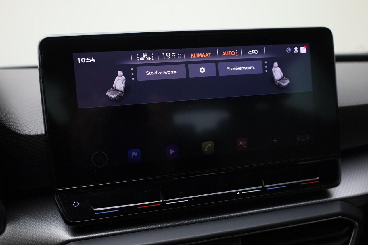 Seat LEON Sportstourer 1.0eTSI/110PK Style DSG · Navigatie · Trekhaak · Stuur- & stoelverwarming