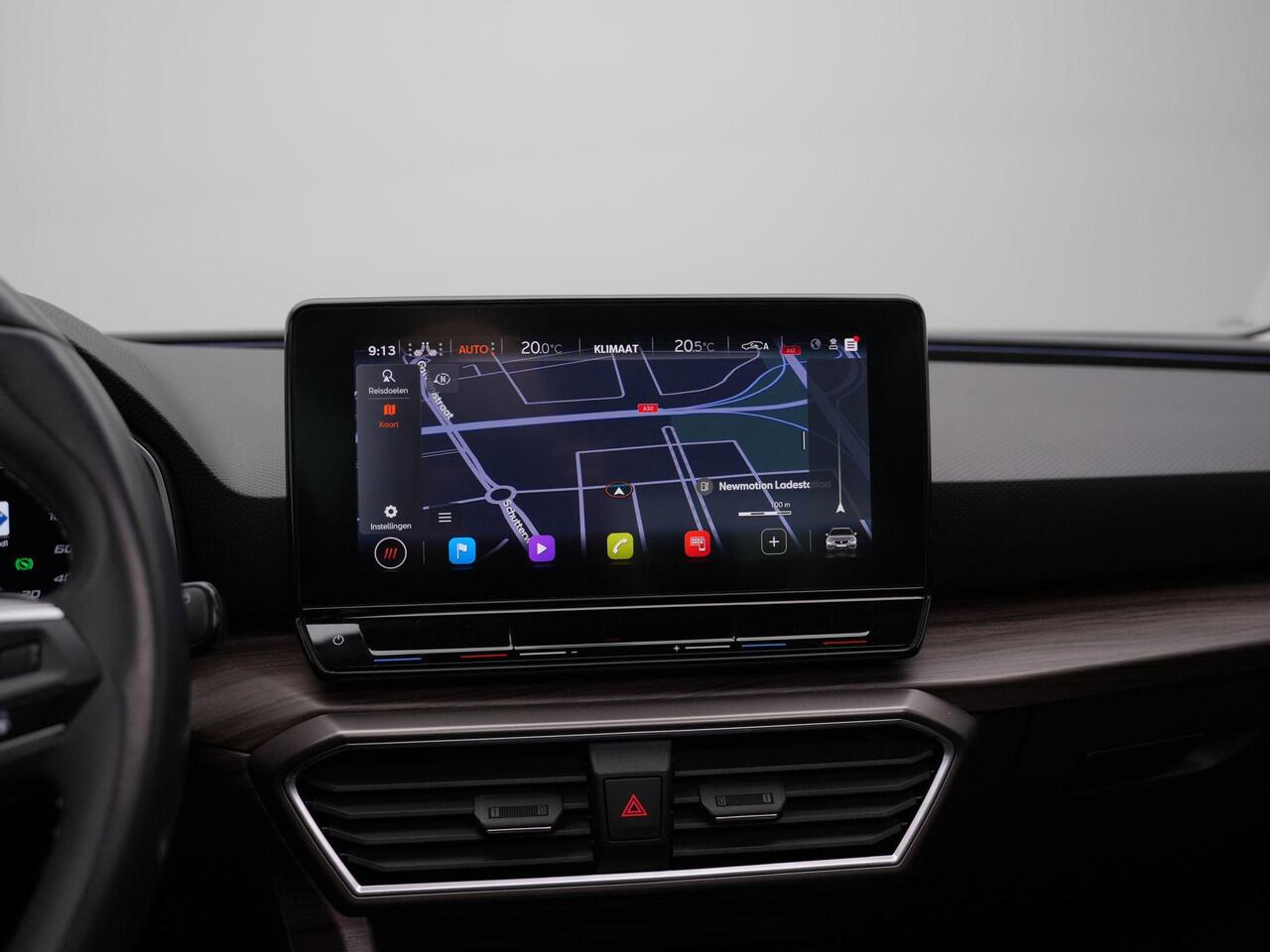 Seat LEON Sportstourer 1.5 eTSI 150 pk DSG Xcellence | Panoramadak | Beats | Stuur-/stoelverwarming | Achteruitrijcamera | Navigatie