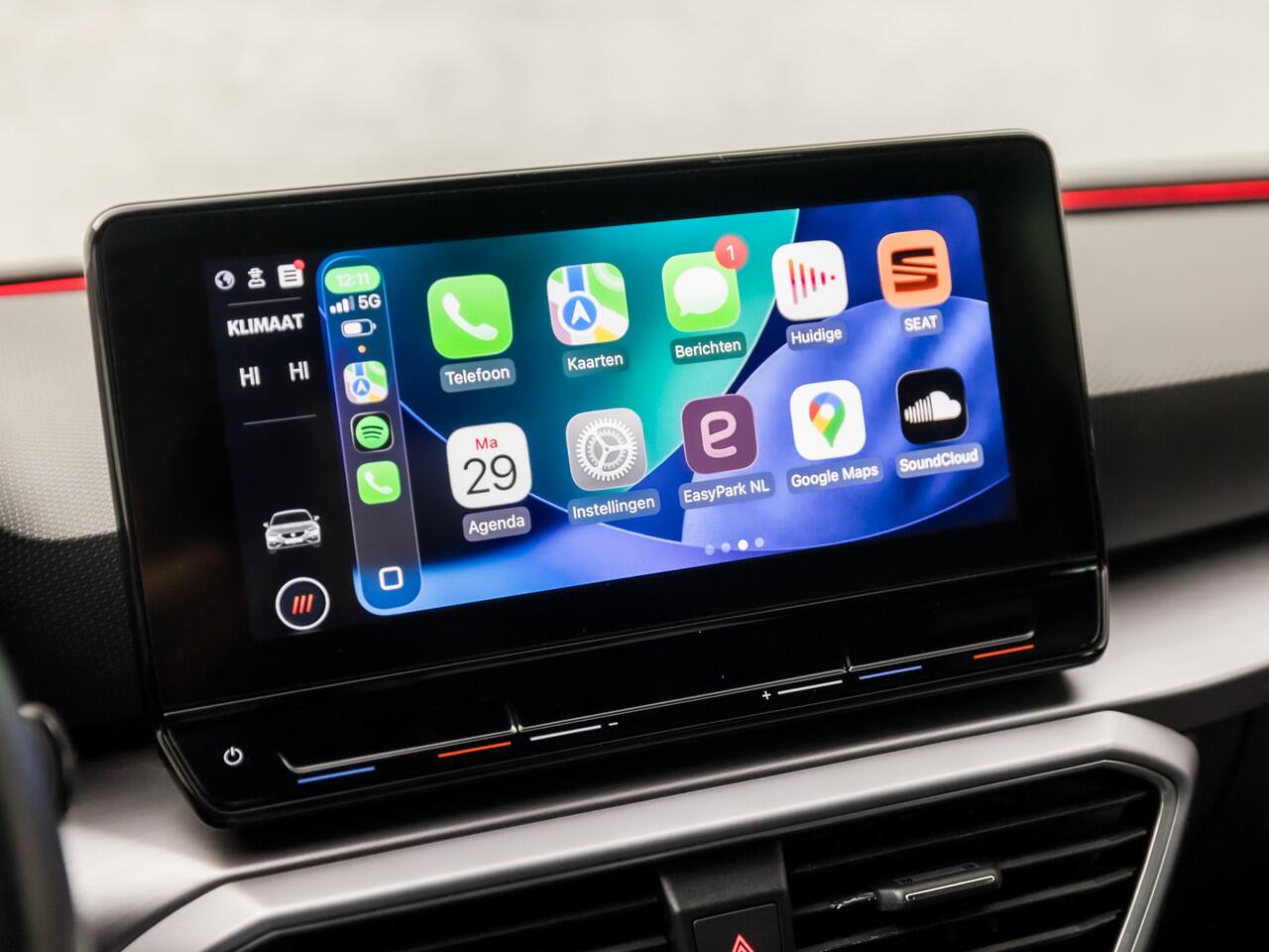 Seat LEON 1.0 TSI FR Intense Sport Automaat (APPLE CARPLAY, GROOT NAVI, CAMERA, TREKHAAK WEGKLAPBAAR, GETINT GLAS, SPORTSTOELEN, ADAPTIVE CRUISE, SFEERVERLICHTING, NIEUWSTAAT)