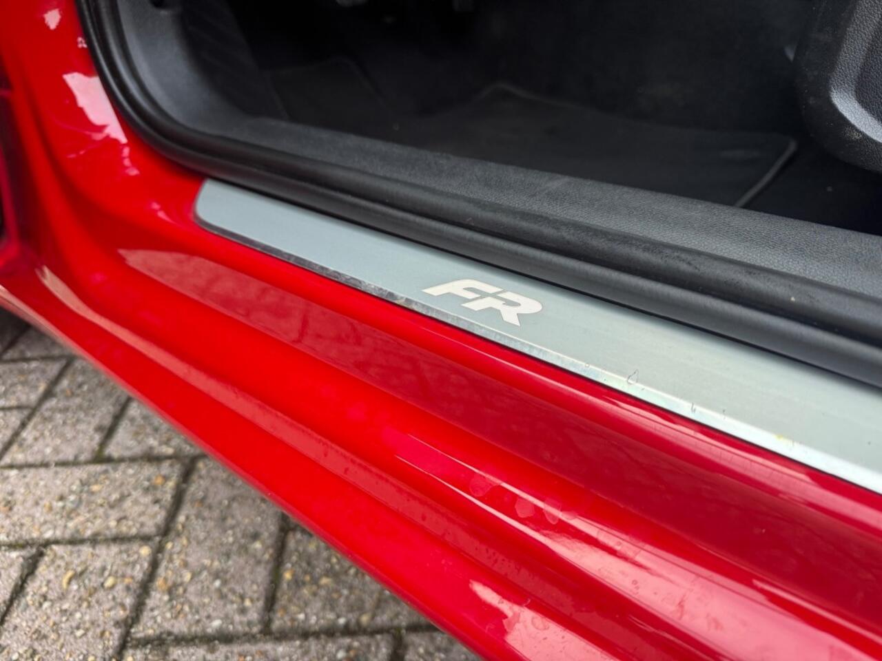 Seat LEON 1.5 TSI FR Launch Edition