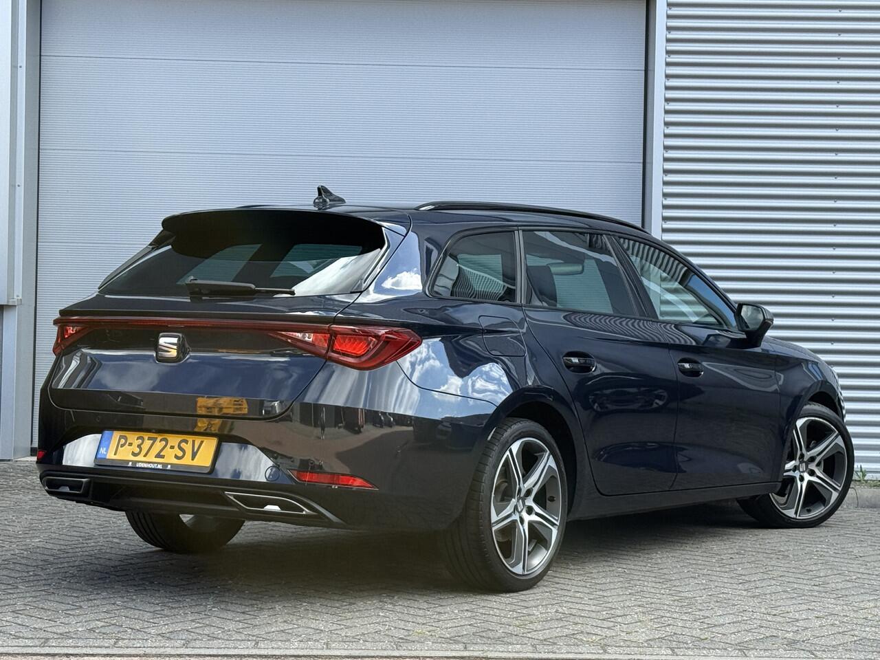 Seat LEON Sportstourer 1.0 eTSI FR Business Intense | Virtual | Apple Carplay | Clima | 18'' Inch