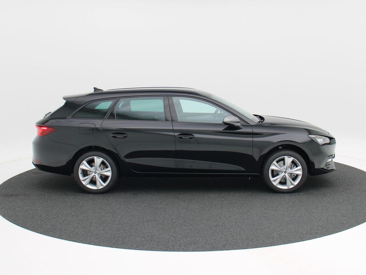 Seat LEON Sportstourer FR Business 1.5 TSI eHybrid PHEV 204pk | Trekhaak | Navigatie | Stoelverwarming | Keyless